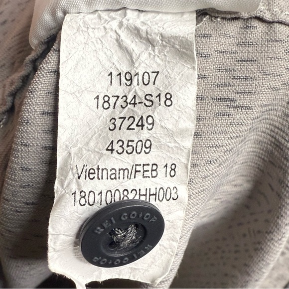 REI COOP Men’s Short Sleeved Button Down Hiking Shirt Gray and Black Size XL GUC - Picture 8 of 9